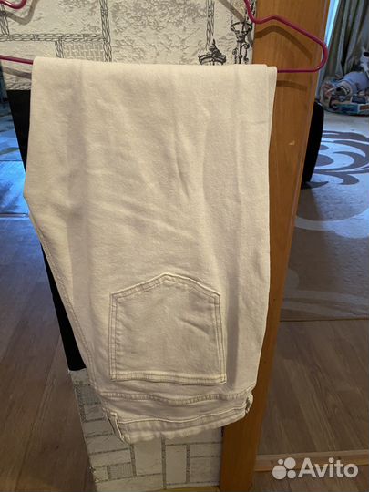 Джинсы женские