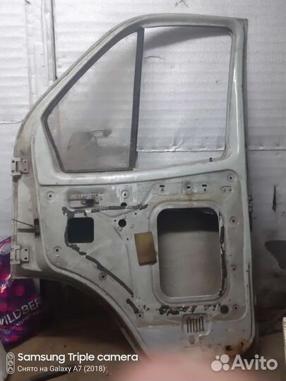 Правая дверь от газели