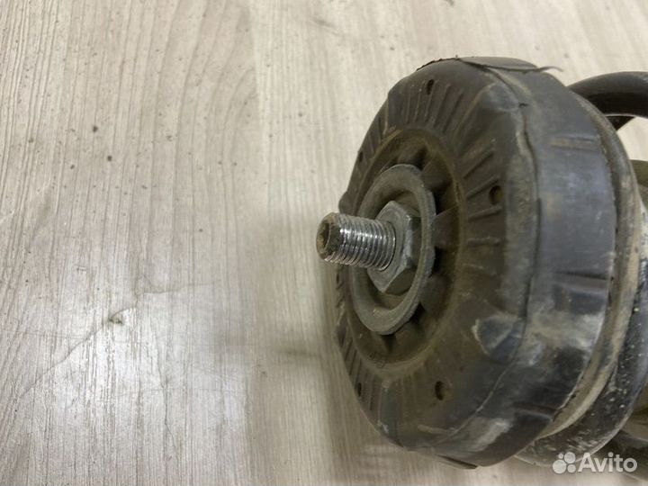 Амортизатор передний правый Chevrolet Cruze I (200