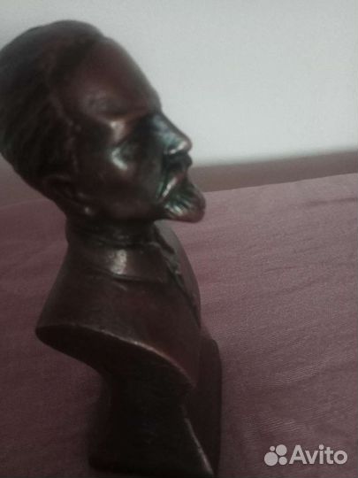 Бюст Ф.Э. Дзержинского
