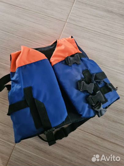 Спасательный жилет для детей