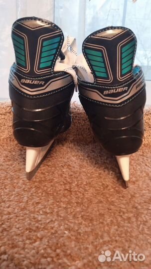 Коньки хоккейные детские Бауэр