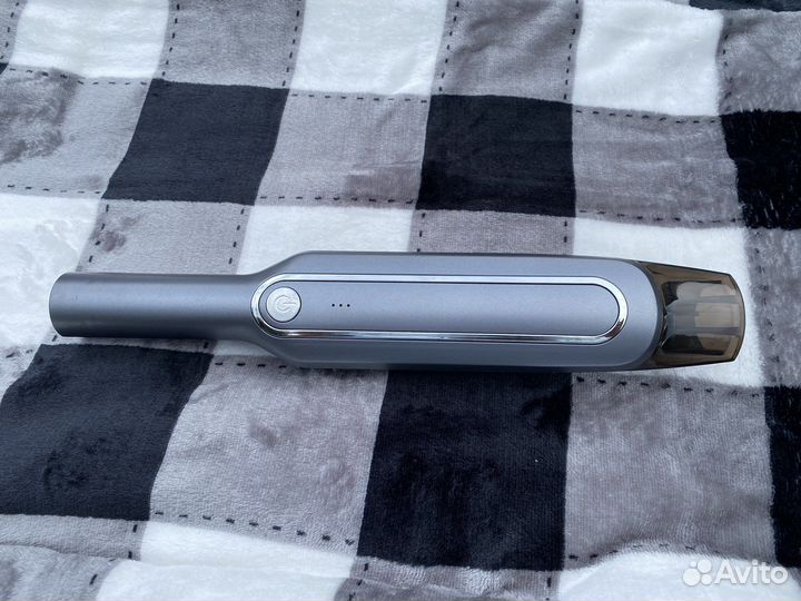 Автомобильный пылесос