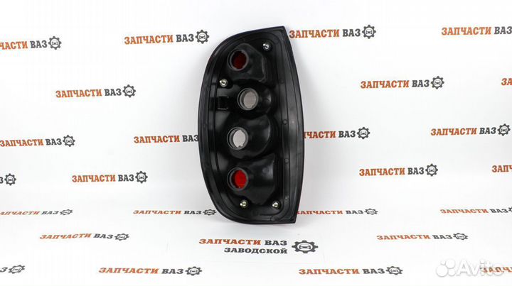 Фонарь Нива Шевроле левый нового образца Новый