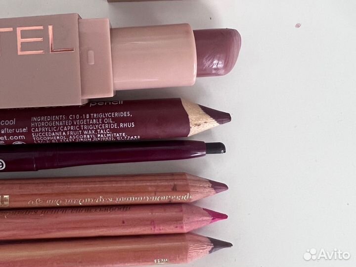 Набор декоративной косметики пакетом