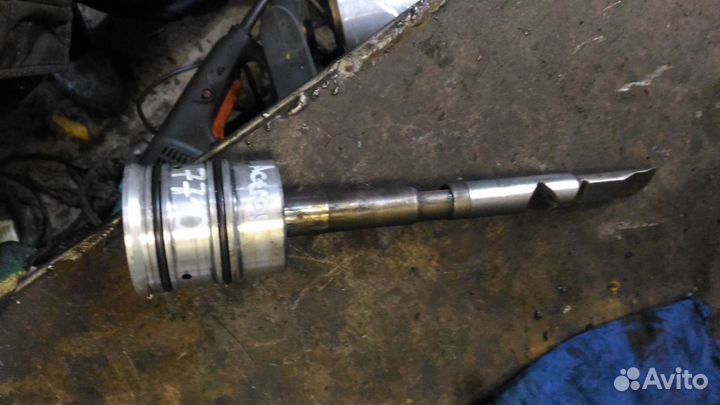 Поршень тяга АКПП Mercedes G211-16