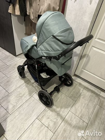 Коляска 2 в 1 Pituso