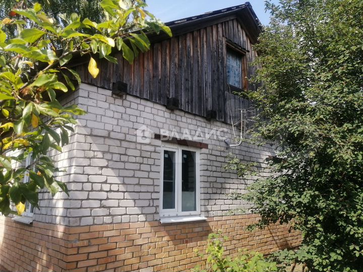 Дом 69,7 м² на участке 16,8 сот.