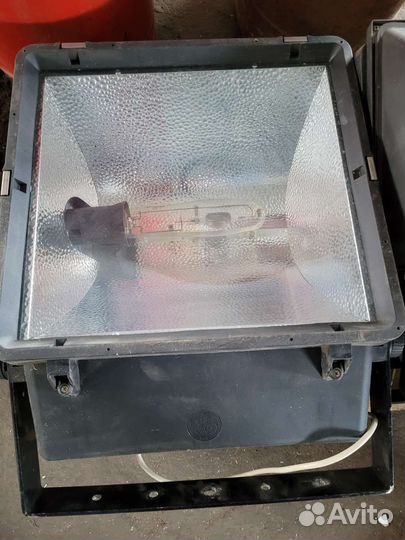 Прожектор уличный