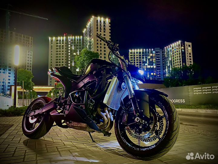 Фотосессия на мотоцикле