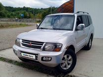 Mitsubishi Montero 3.5 AT, 2001, 350 000 км, с пробегом, цена 750 000 руб.