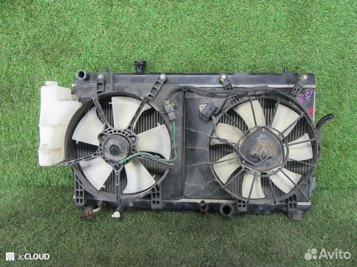 Радиатор основной на honda mobilio GB2 L15A