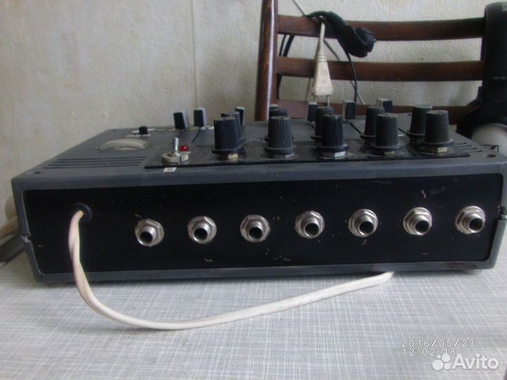 Пульт-микшер 