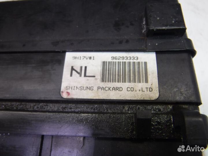 Блок предохранителей Daewoo Leganza