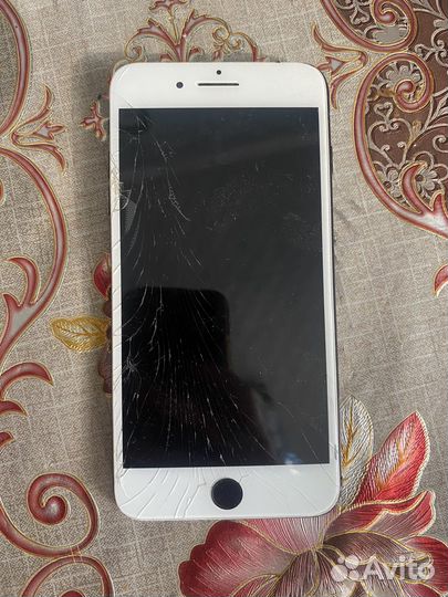 iPhone 8 Plus, 128 ГБ