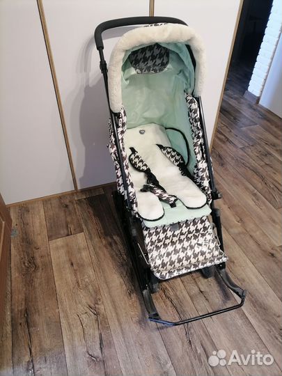 Коляска-санки с выдвижными колёсами