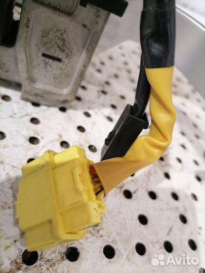 Переключатель подрулевой Mitsubishi Outlander