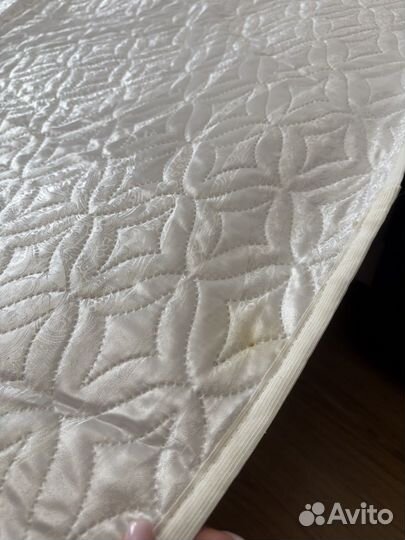 Покрывало на кровать