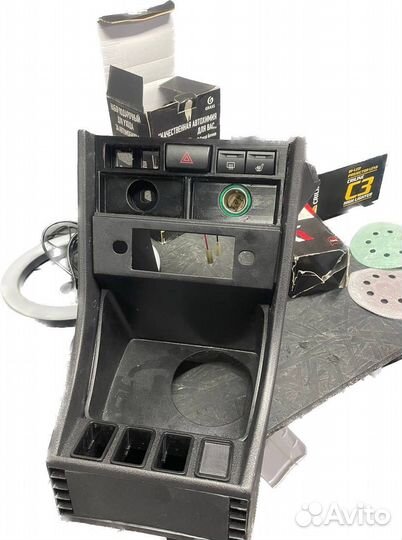 Встака в централную консоль 2107