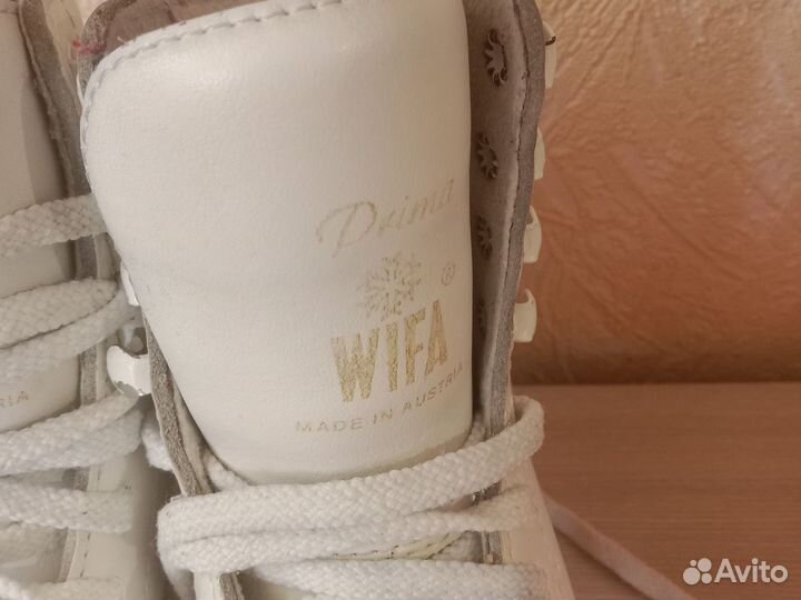 Фигурные коньки wifa 27