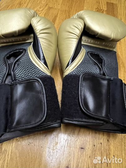 Боксерские перчатки everlast 8