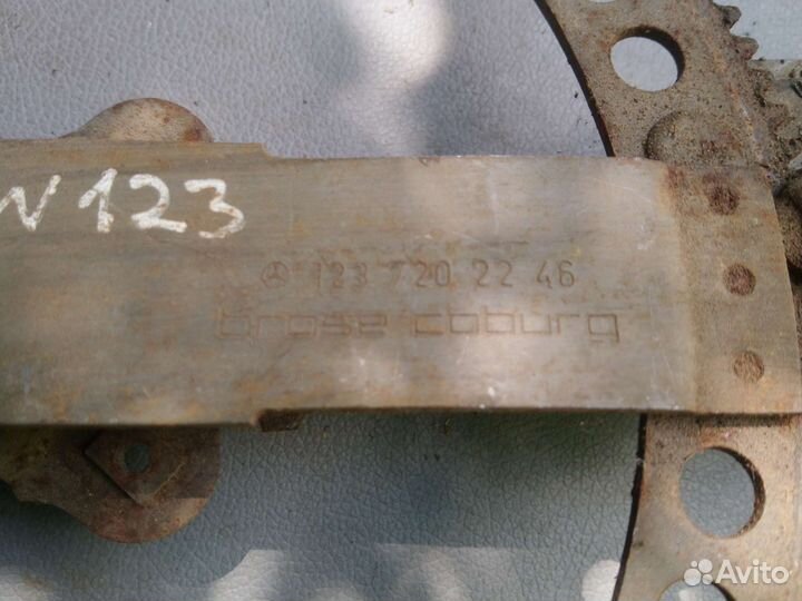 Механические стеклоподьемники на Мерседес W123