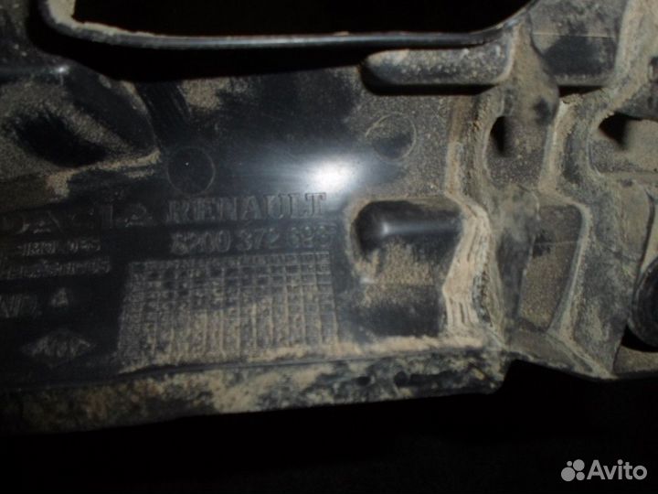 Кожух датчика ABS правый (Nissan Almera)