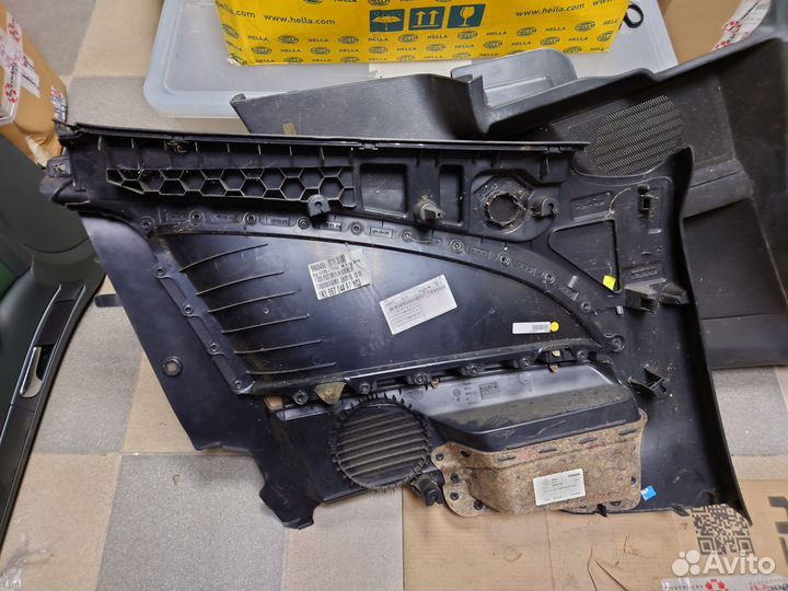 Обшивки салона задние Volkswagen Scirocco