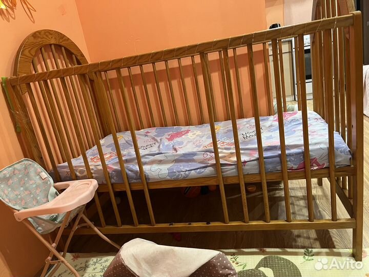 Детская кроватка