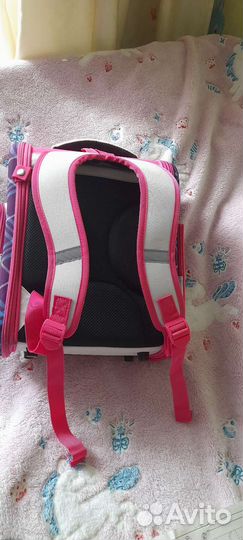 Портфель школьный новый