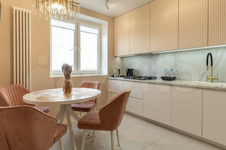 2-к. квартира, 65 м², 8/9 эт.