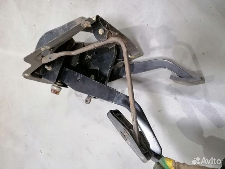 Педальный блок Volvo 343 1984-1991