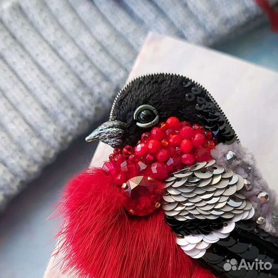 Брошь синица