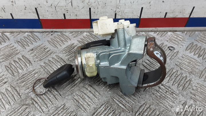 Замок зажигания toyota RAV 4 ZSA3 2007