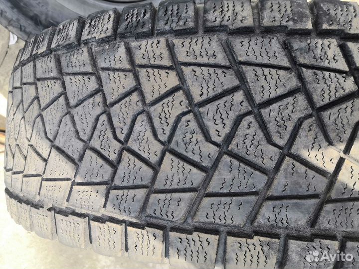 Bridgestone Blizzak DM-Z3 285/75 R16