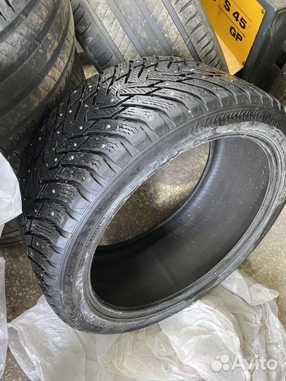 Nokian Tyres Hakkapeliitta 8 SUV 295/35 R20 107T