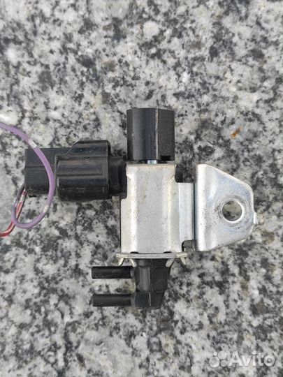 Клапан электромагнитный Nissan Teana J32