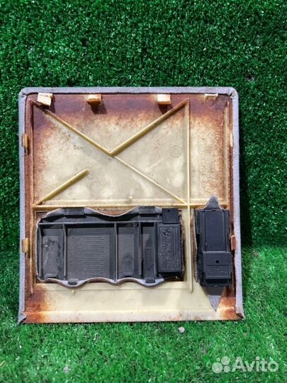 Кнопка люка Bmw 7-Series E38 M60B40 1997