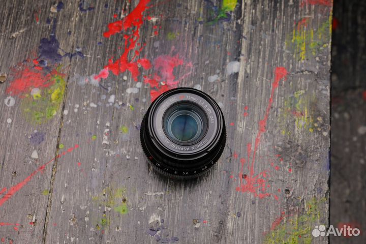 Fujifilm XF 35mm f/2 R WR X-Mount Black s/n 751