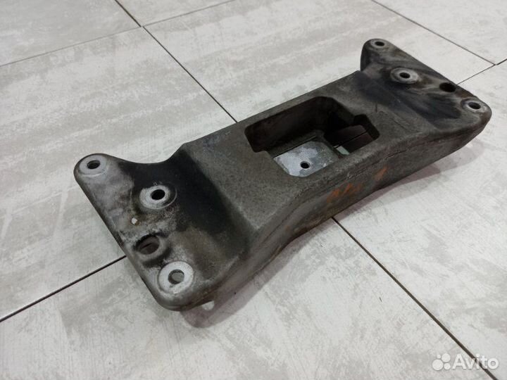 Кронштейн АКПП Bmw 535I F07 GT N55B30A 2010