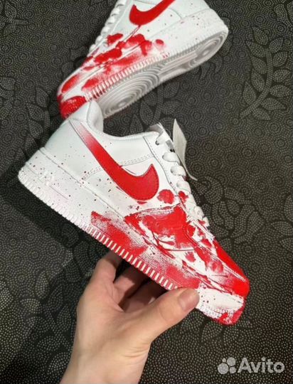 Кроссовки Nike Air Force 1 blood trail