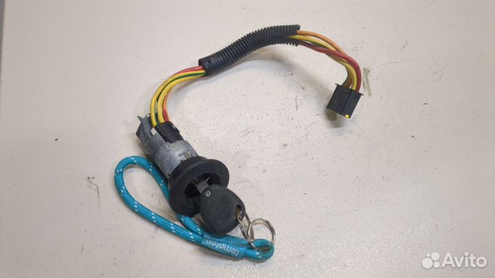 Замок зажигания Renault Megane, 1997