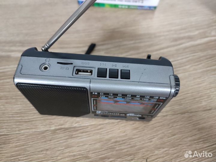 Радиоприемник Ritmix