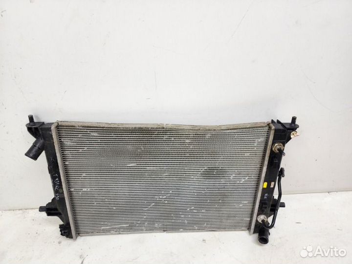 Радиатор охлаждения Kia Cerato 4 2018
