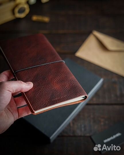 Блокнот из итальянской кожи Wax в цвете Tobacco