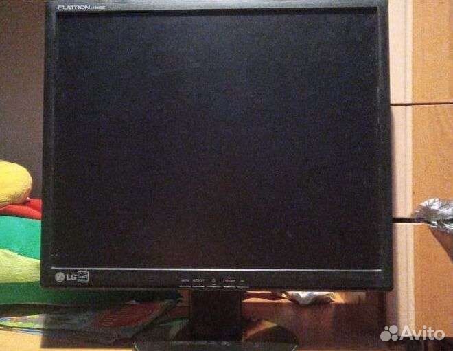 Монитор lg 19