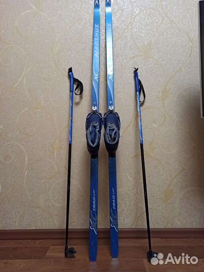 Беговые лыжи с ботинками