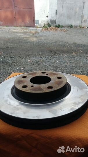 Тормозные диски toyota corolla