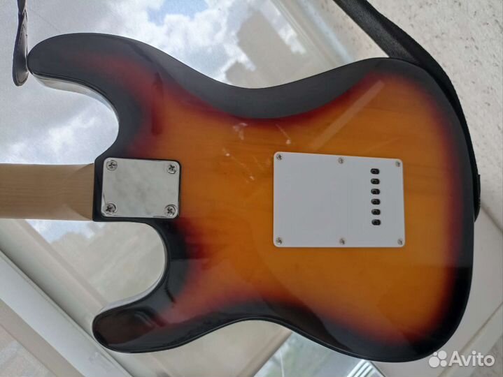 Электро гитара с комбиком
