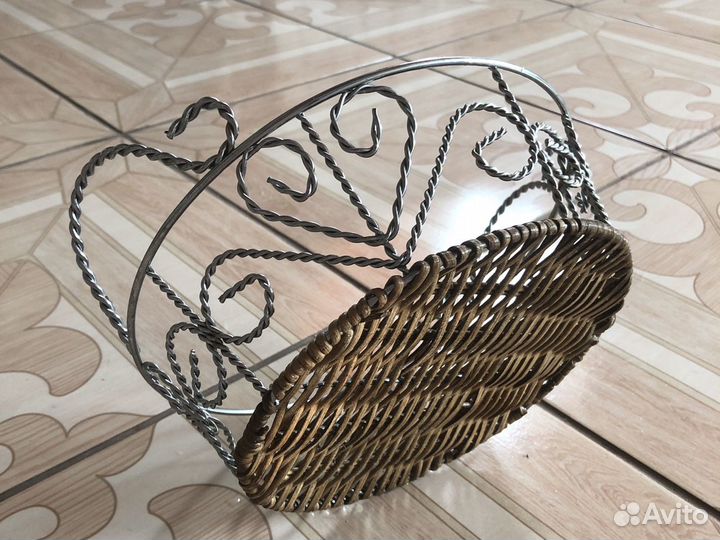 Подставка для любого назначения